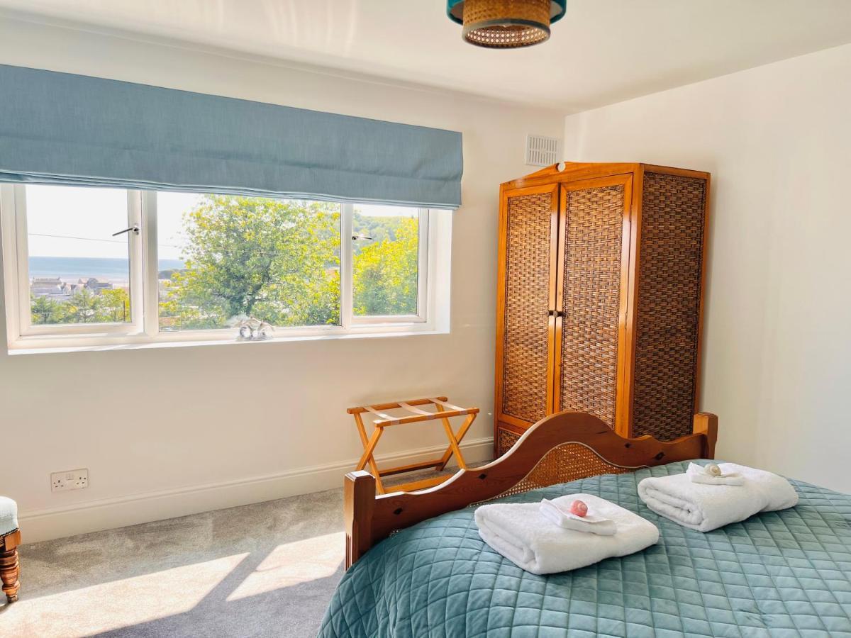 Gordy Hall -Sea Facing Welsh Cottage With Stunning Views Pendine Exterior photo
