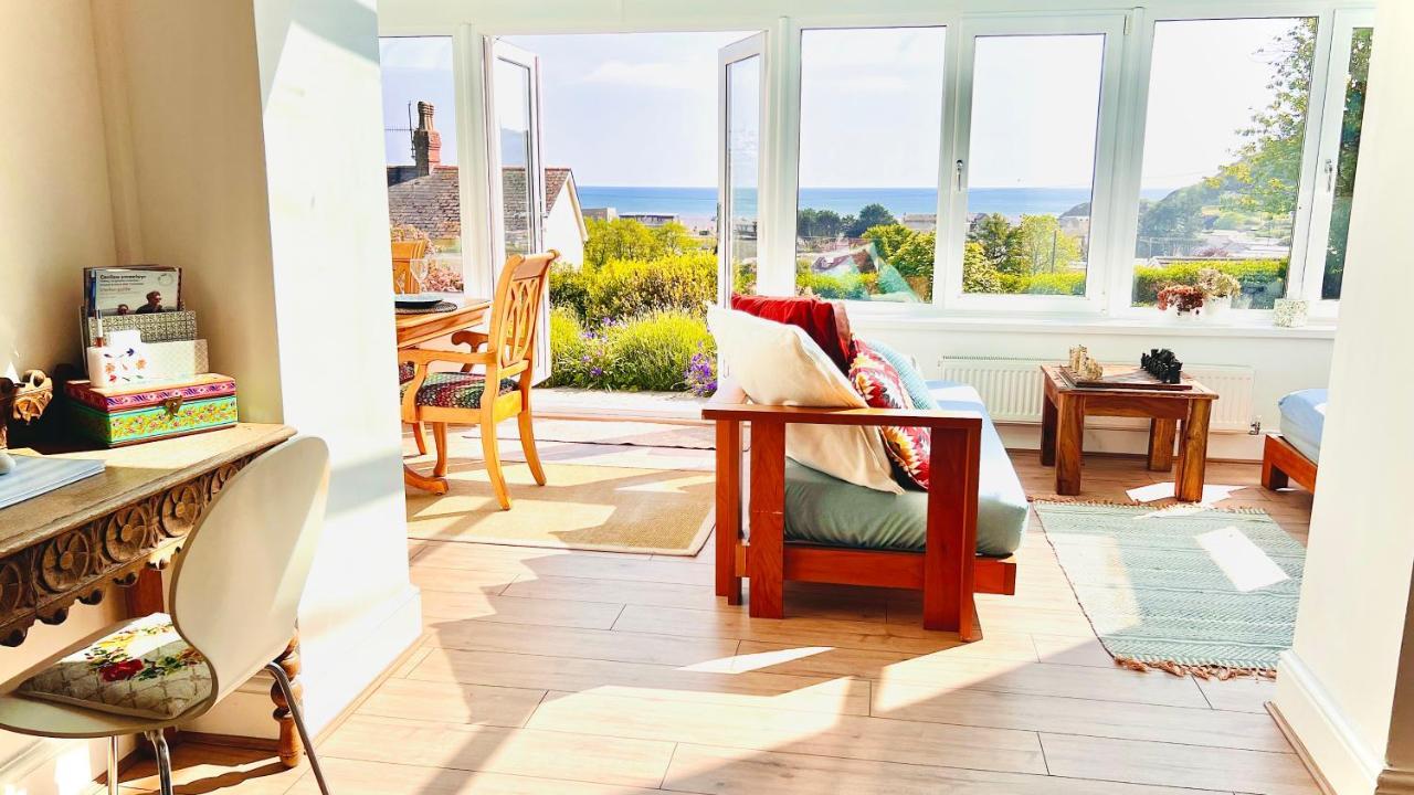 Gordy Hall -Sea Facing Welsh Cottage With Stunning Views Pendine Exterior photo