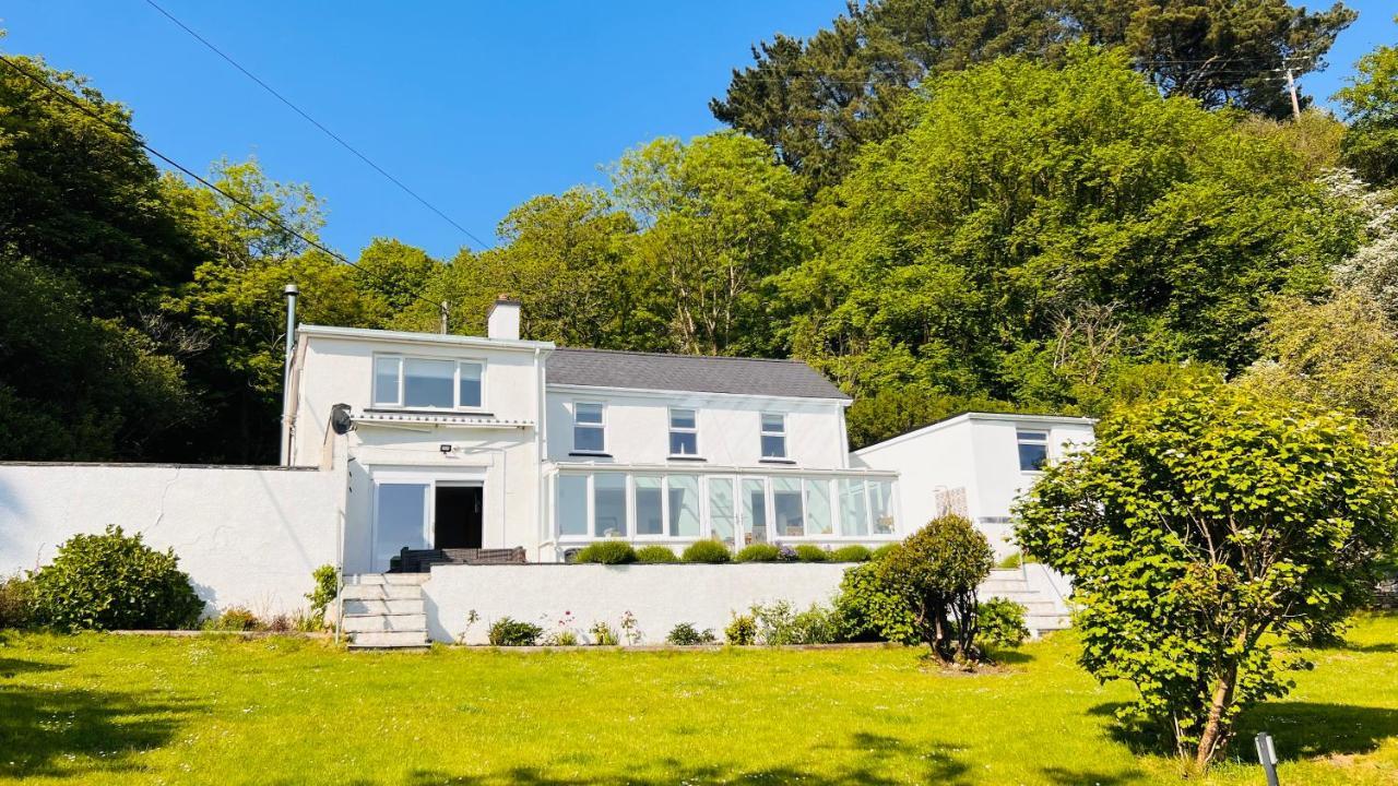 Gordy Hall -Sea Facing Welsh Cottage With Stunning Views Pendine Exterior photo